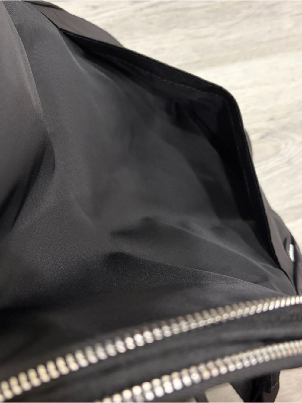 Lululemon athletica Black Crossbody Bag with Silver Hardware 5L - Picture 6 of 6